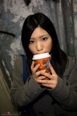 赤道的男人下载